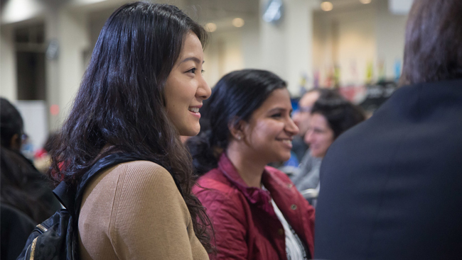 Neuroscience 2017 attendees at a career development networking event