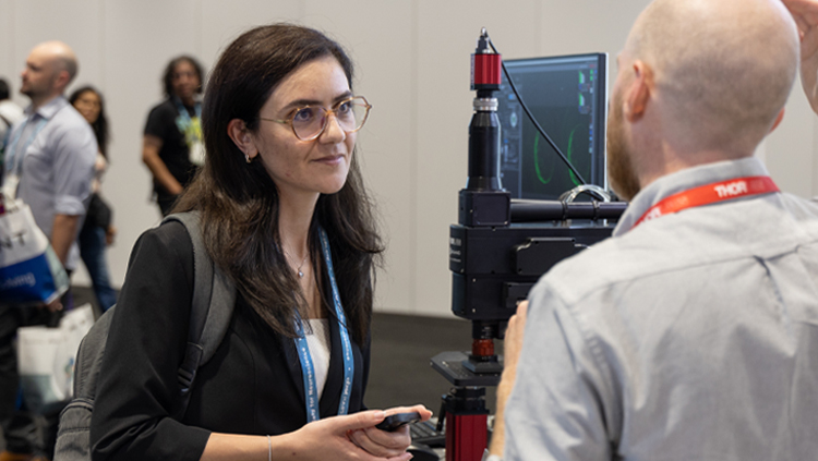 Call for Contributors article thumbnail of attendee at Neuroscience 2024