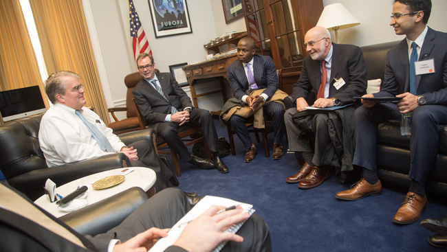 Oluwarotimi Folorunso at SfN’s 2018 Capitol Hill Day, meeting with Texas Representative John Culberson