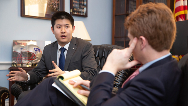 An Early Career Policy Ambassador talks at SfN's Capitol Hill Day 2019